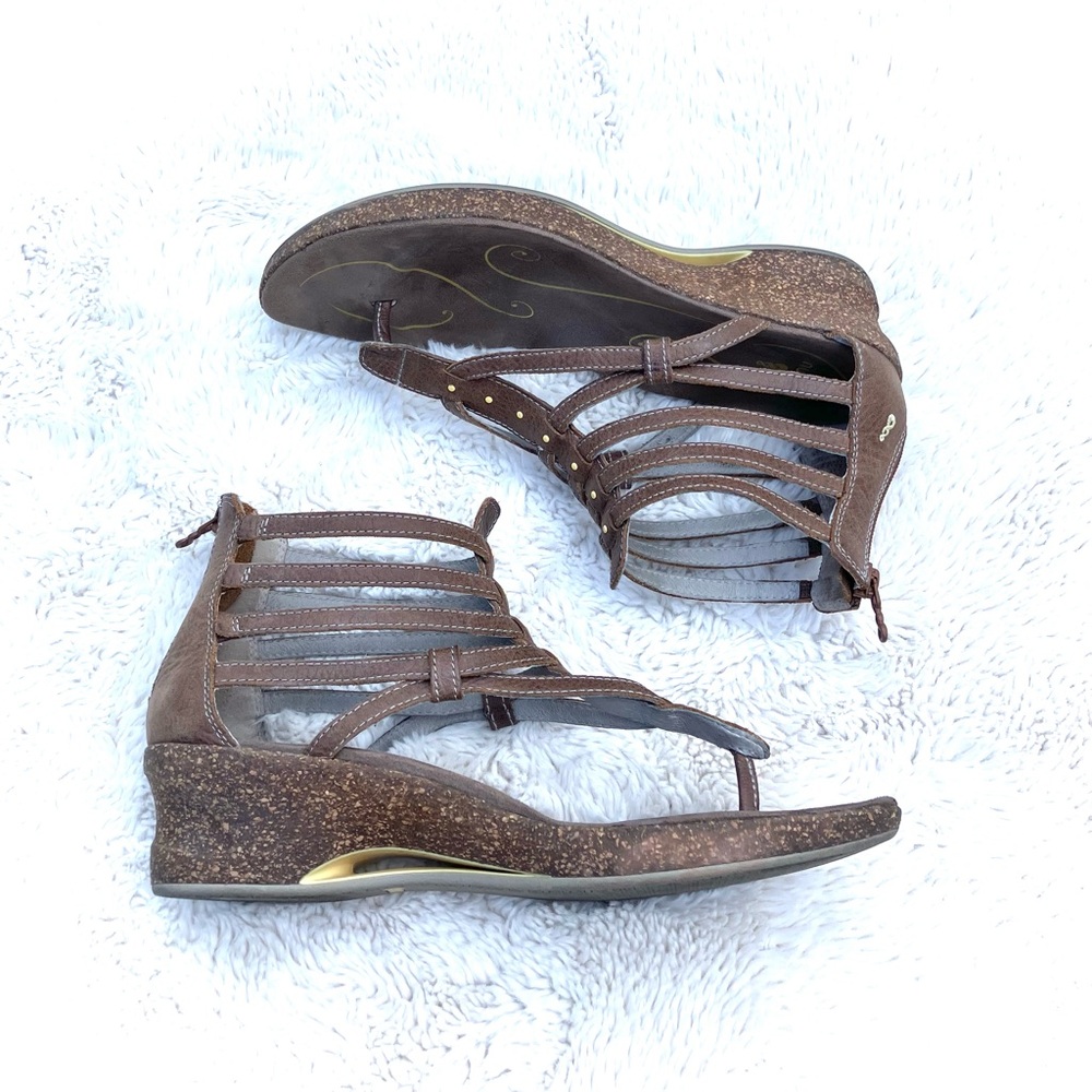 Ahnu Brown Leather Gladiator Sandals Sz 10 - Picture 5 of 8